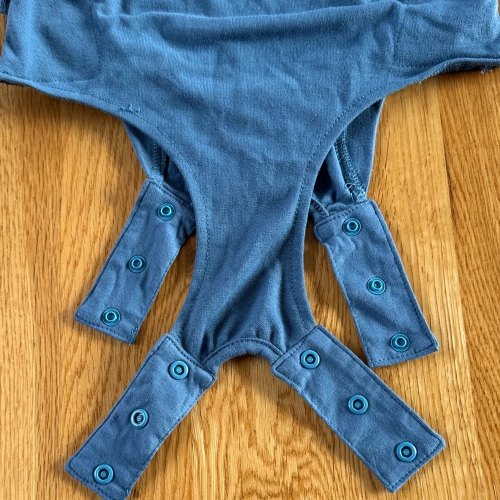 New Well & Good Medical/Surgical Recovery Suit for Dogs Cone Alternative!